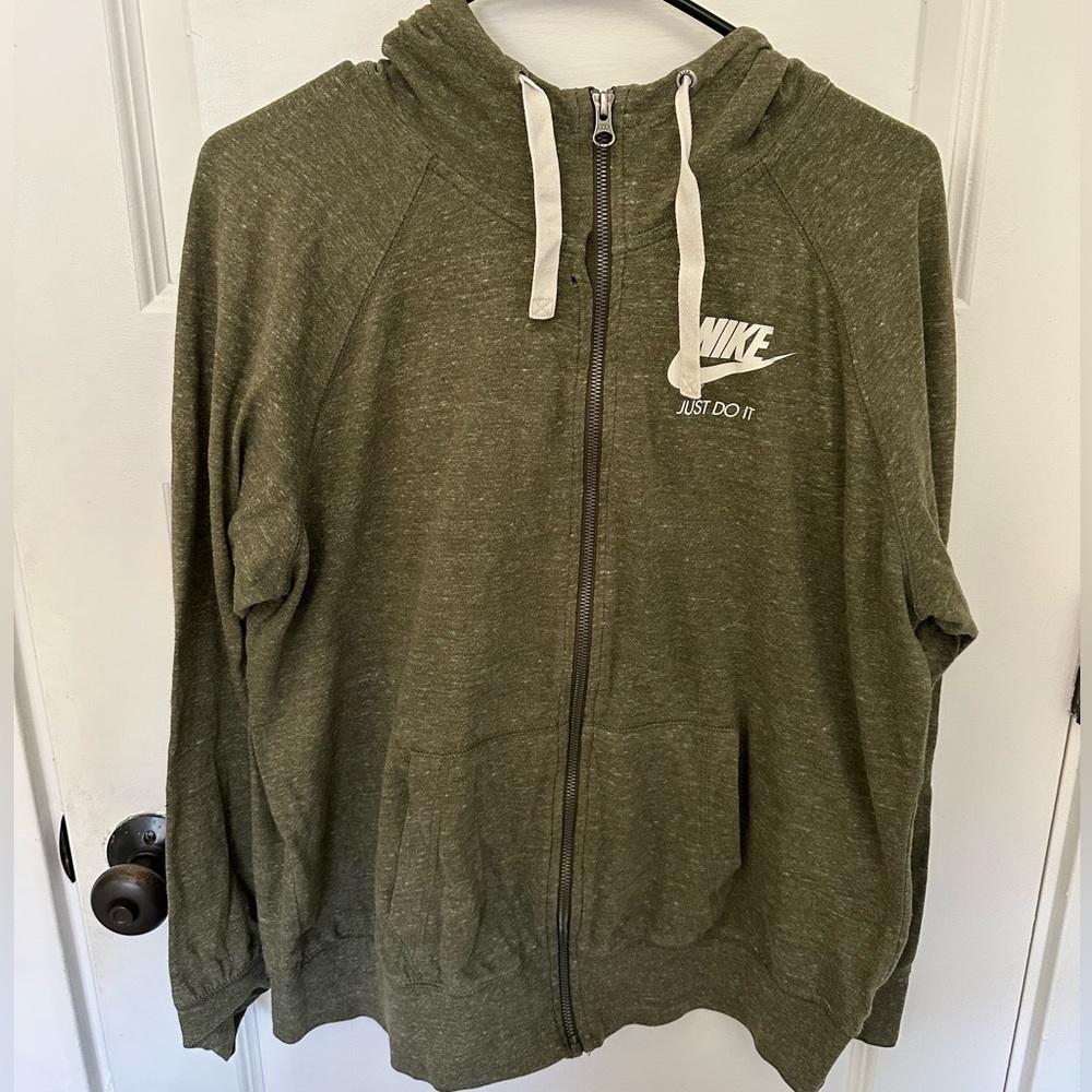 Nike zip up sweatshirt